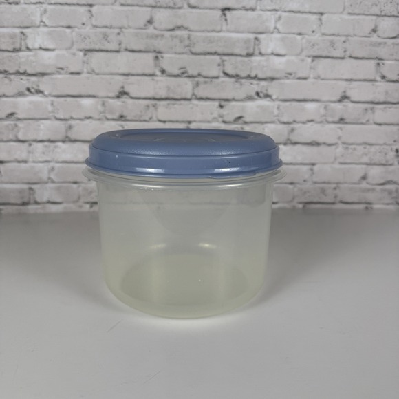 Rubbermaid Other - Vintage Rubbermaid Servin' Saver #8 Round 6 Cup Container Country Blue Lid